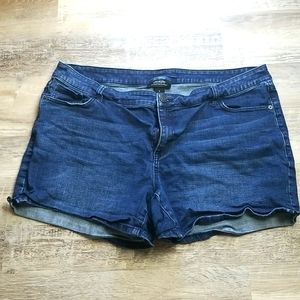 Lane Bryant Venezia women's 18 Jean Shorts